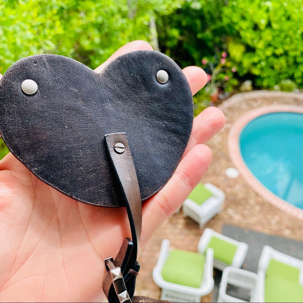 Valentino Garavani Leather Heart Bag Charm/Key Charm NWT - Picture 5 of 16